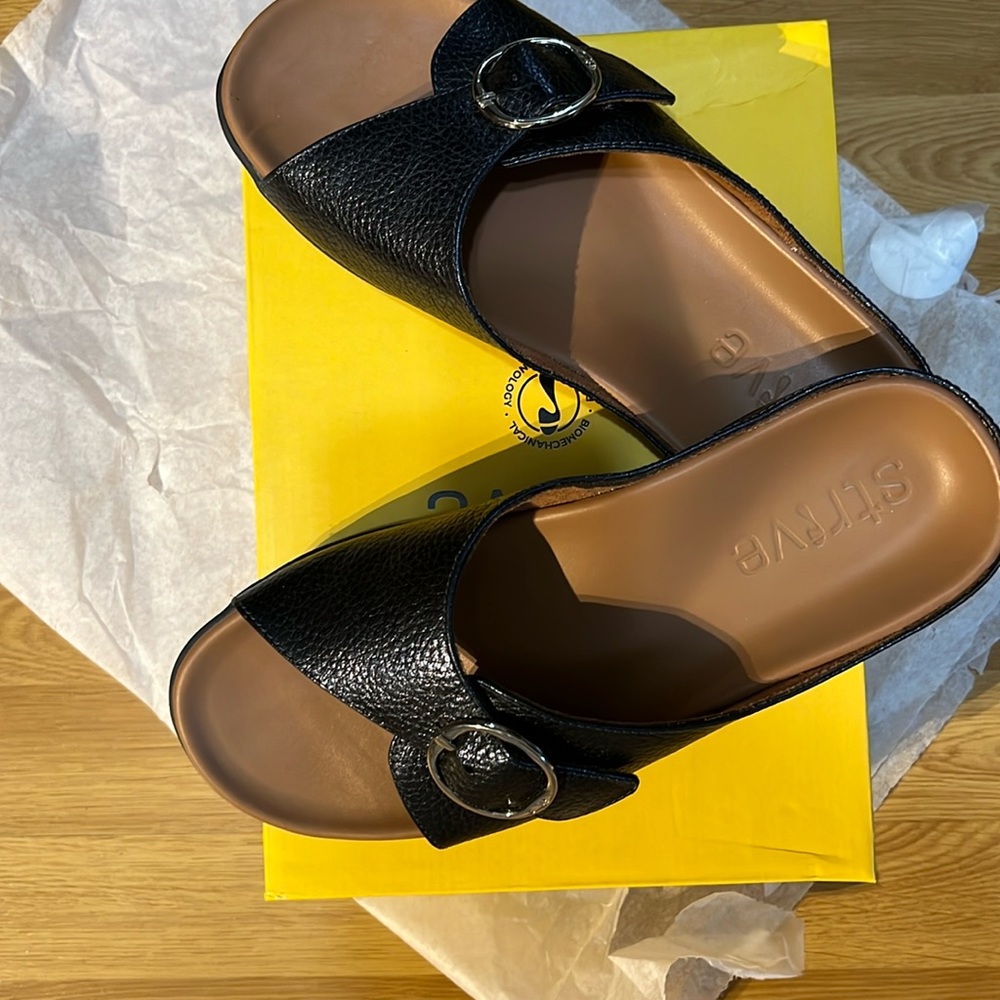 Strive Navy Sandal - NWOT